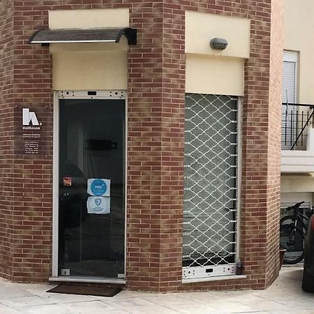 Downtown Charming Studio Каламата Екстер'єр фото