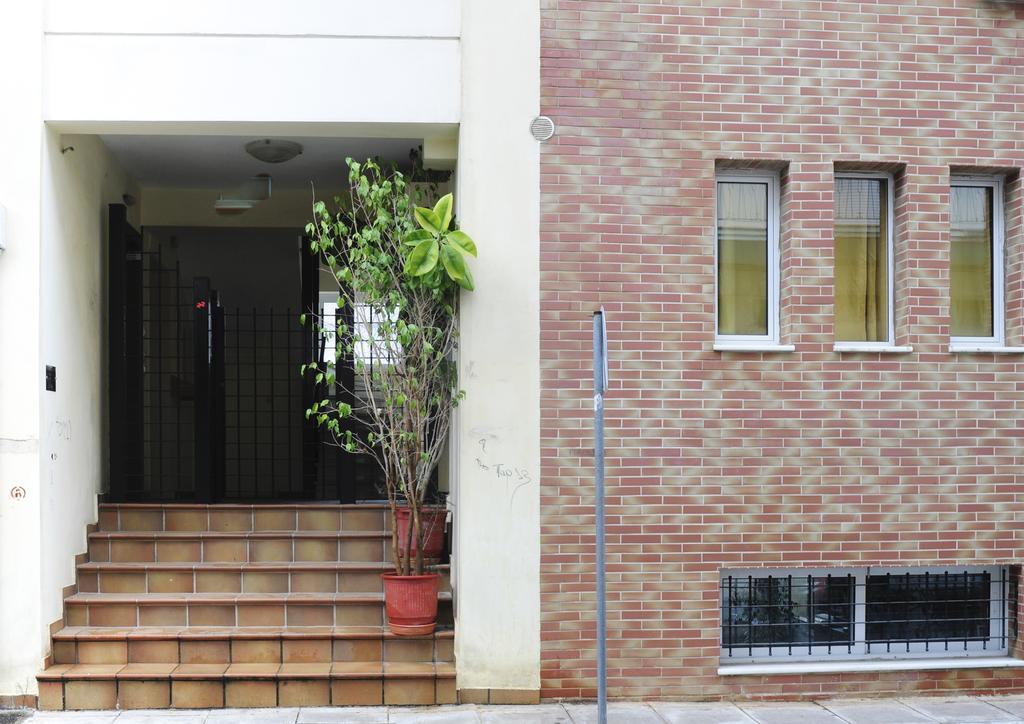 Downtown Charming Studio Каламата Екстер'єр фото